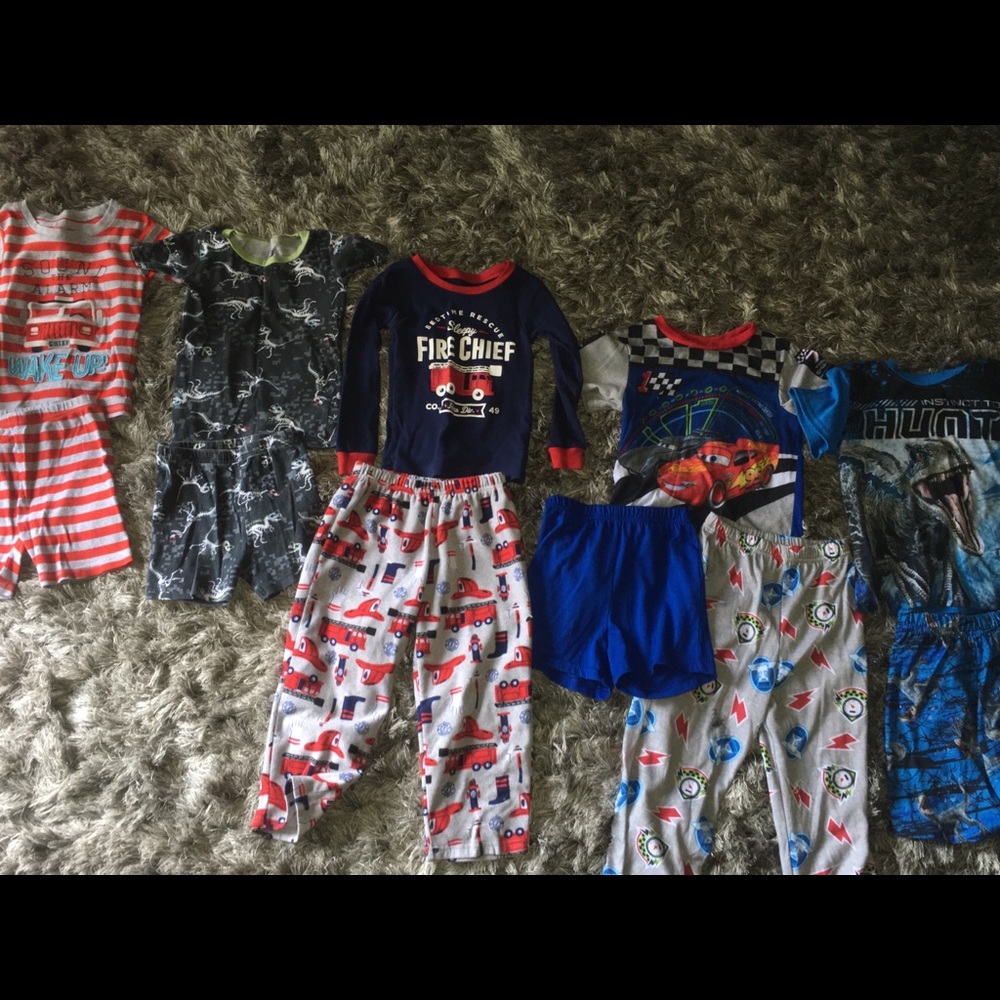 Boys 4 Pajama Lot